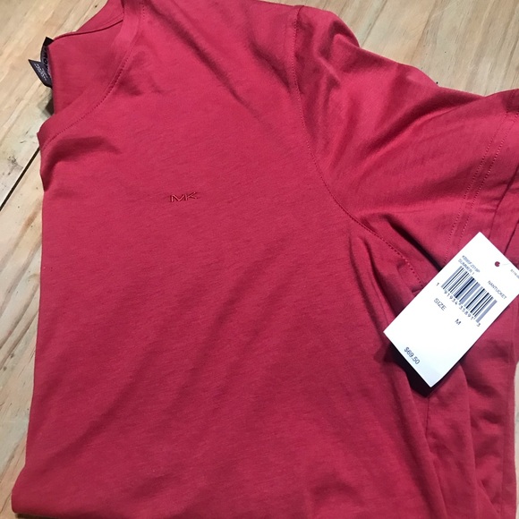 NEW MICHAEL KORS V-neck Tee - Picture 6 of 7